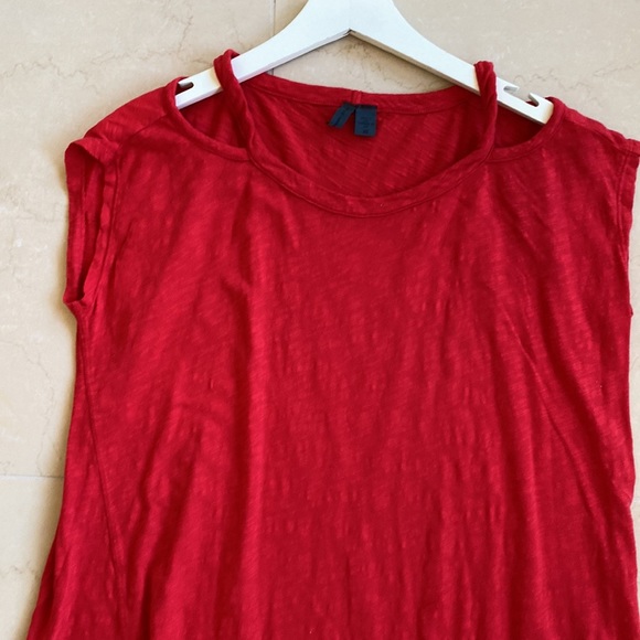 Left of Center Anthropologie cami/tunic T. High-Low Red. Generous XS - Picture 4 of 9